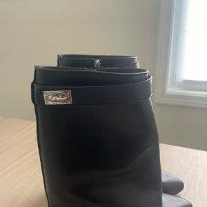 Authentic Givenchy Shark Lock Boots - Black Leather - Size 40.5 - Used